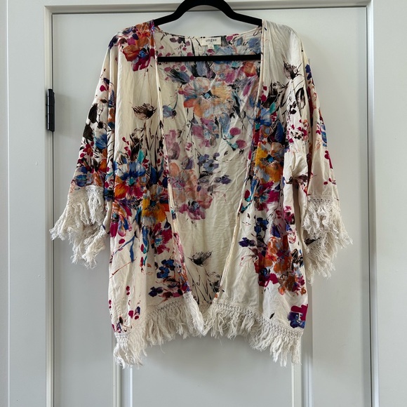 Umgee Floral Fringe Multicolor Kimono Sz M - Picture 2 of 8